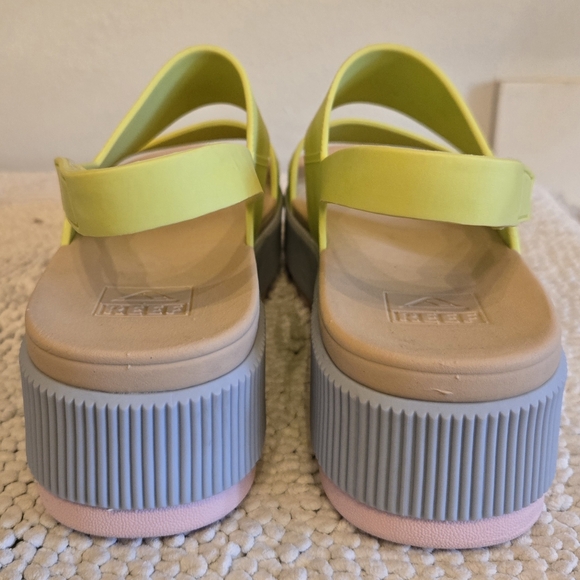 Reef Water Vista Higher Womens Platform Sandal Meringue Pastels Sz 11 - Picture 3 of 8